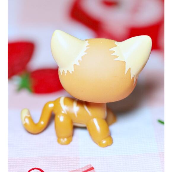 Authentic LPS Littlest Pet Shop No # Puzzle Shorthair Cat Blue Teardrop Eyes - Picture 12 of 12